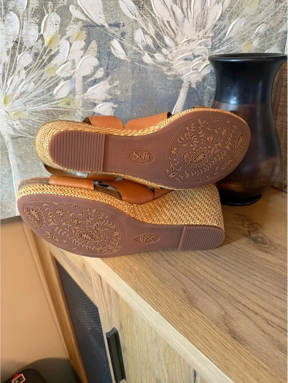 Söfft Women's Cognac Leather Wedge Sandals Size 11M Tan